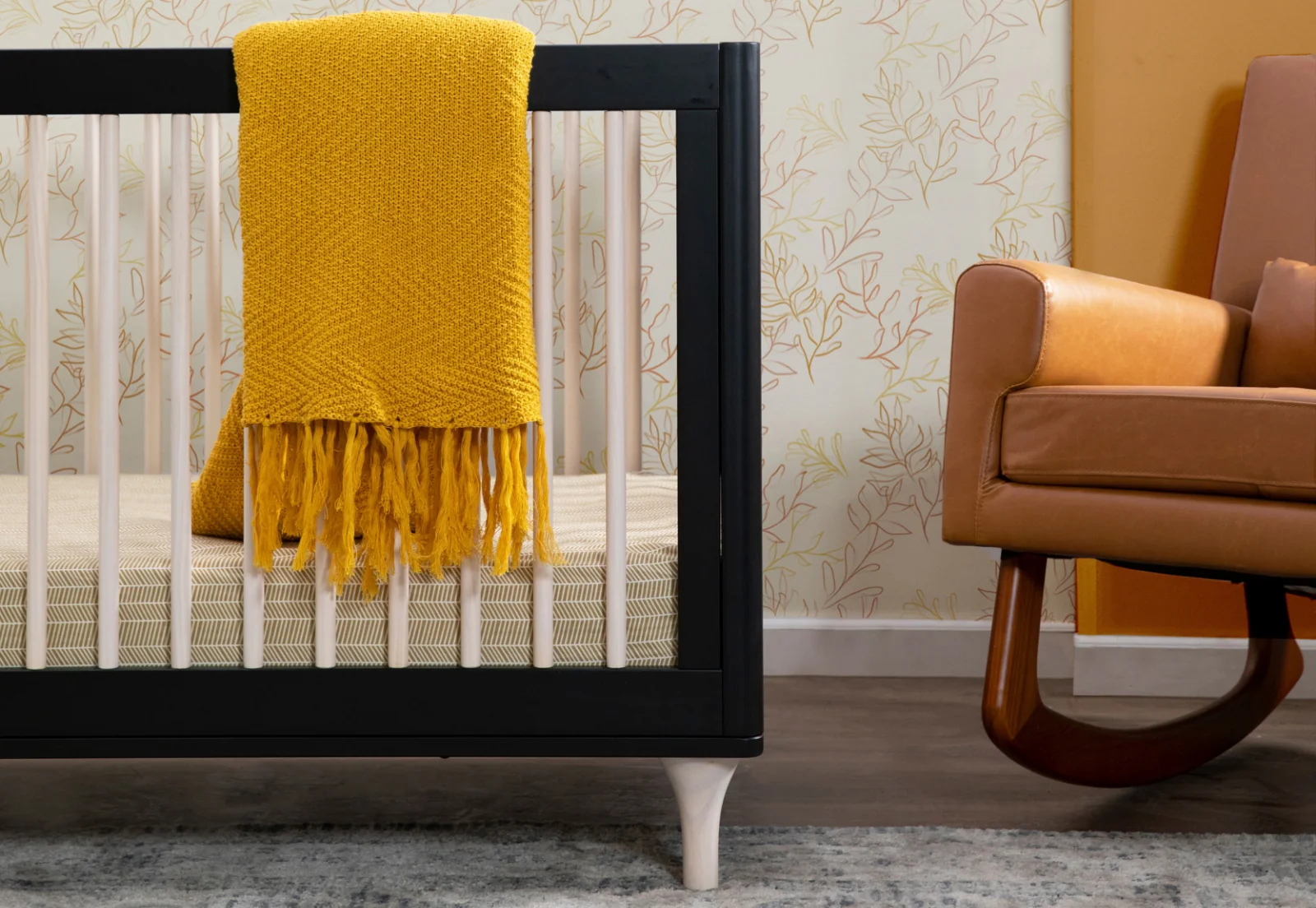 Lolly Convertible Crib - Image 20